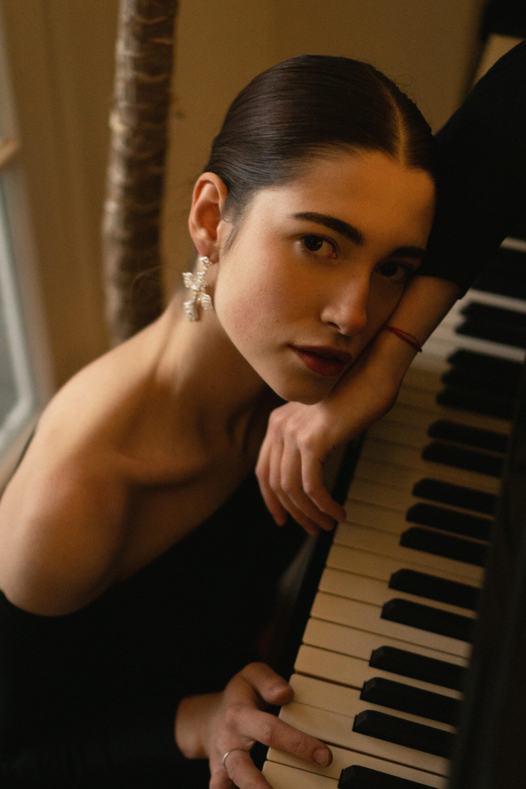 pexels diana solianyk 1768871176 34178821 min scaled LOUDmusic